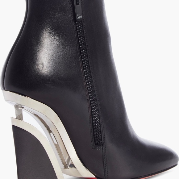 Christian Louboutin Leviti Bootie size 35.5 - Picture 2 of 9